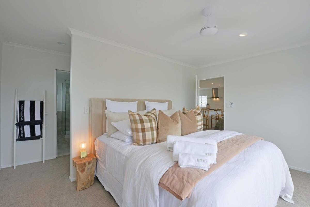 Villa Escape To High End Comforts On Riverton à Mount Maunganui Extérieur photo