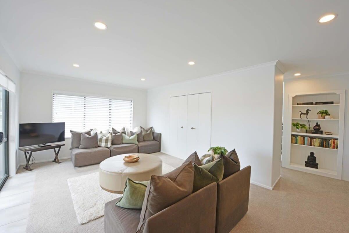 Villa Escape To High End Comforts On Riverton à Mount Maunganui Extérieur photo